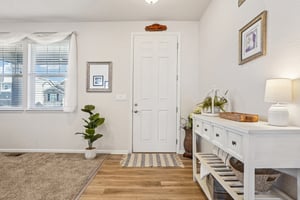 Ventura St-L2001-008.jpg