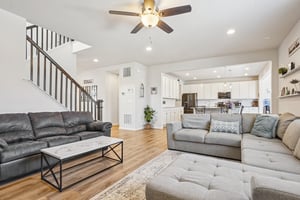 Ventura St-L2001-015.jpg