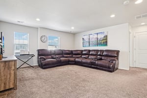 Ventura St-L2001-016.jpg