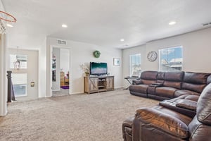 Ventura St-L2001-017.jpg