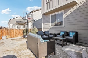 Ventura St-L2001-045.jpg