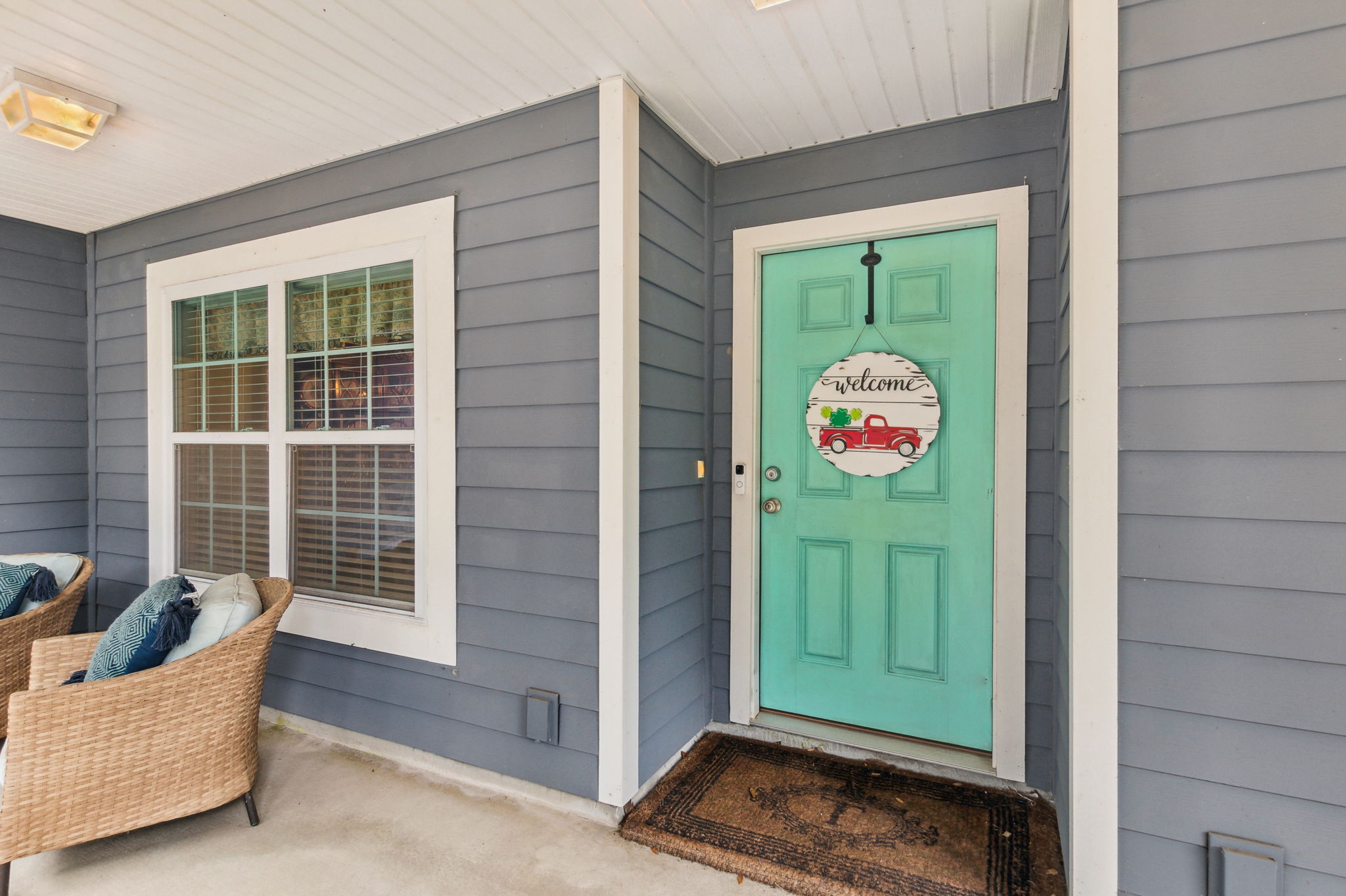 Front Entry Detail