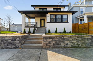 Kara Barnhart - 975 Carpenter St-1