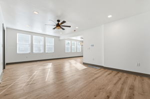 Kara Barnhart - 975 Carpenter St-12