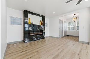 Kara Barnhart - 975 Carpenter St-15