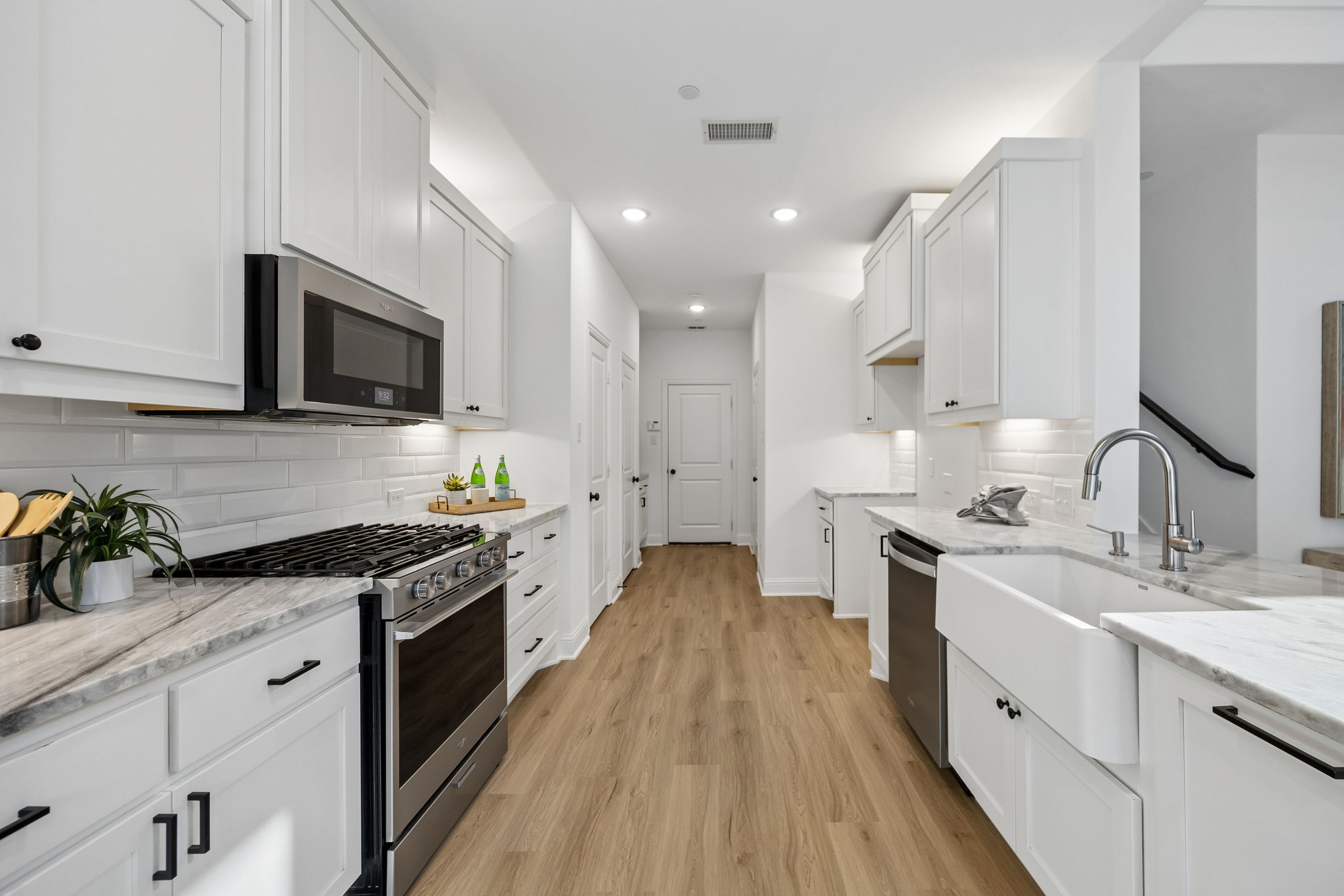 42" Cabinets = STORAGE