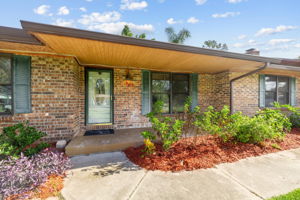 Front Entry Detail