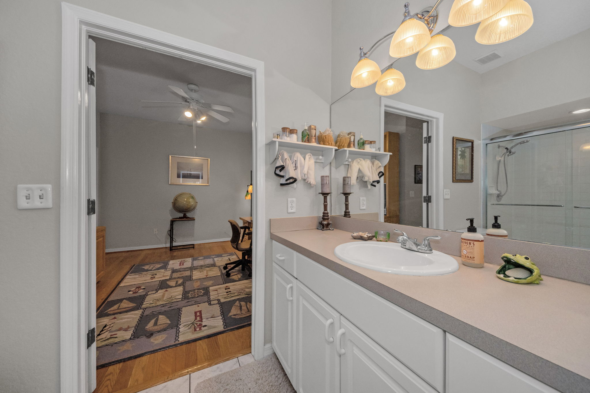 Jack and Jill Bathroom 3a