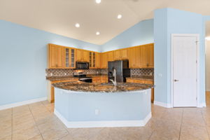 Open Kitchen to Family Room/Eat In Kitchen