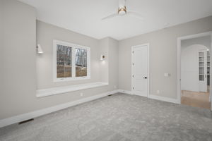  Photo 49