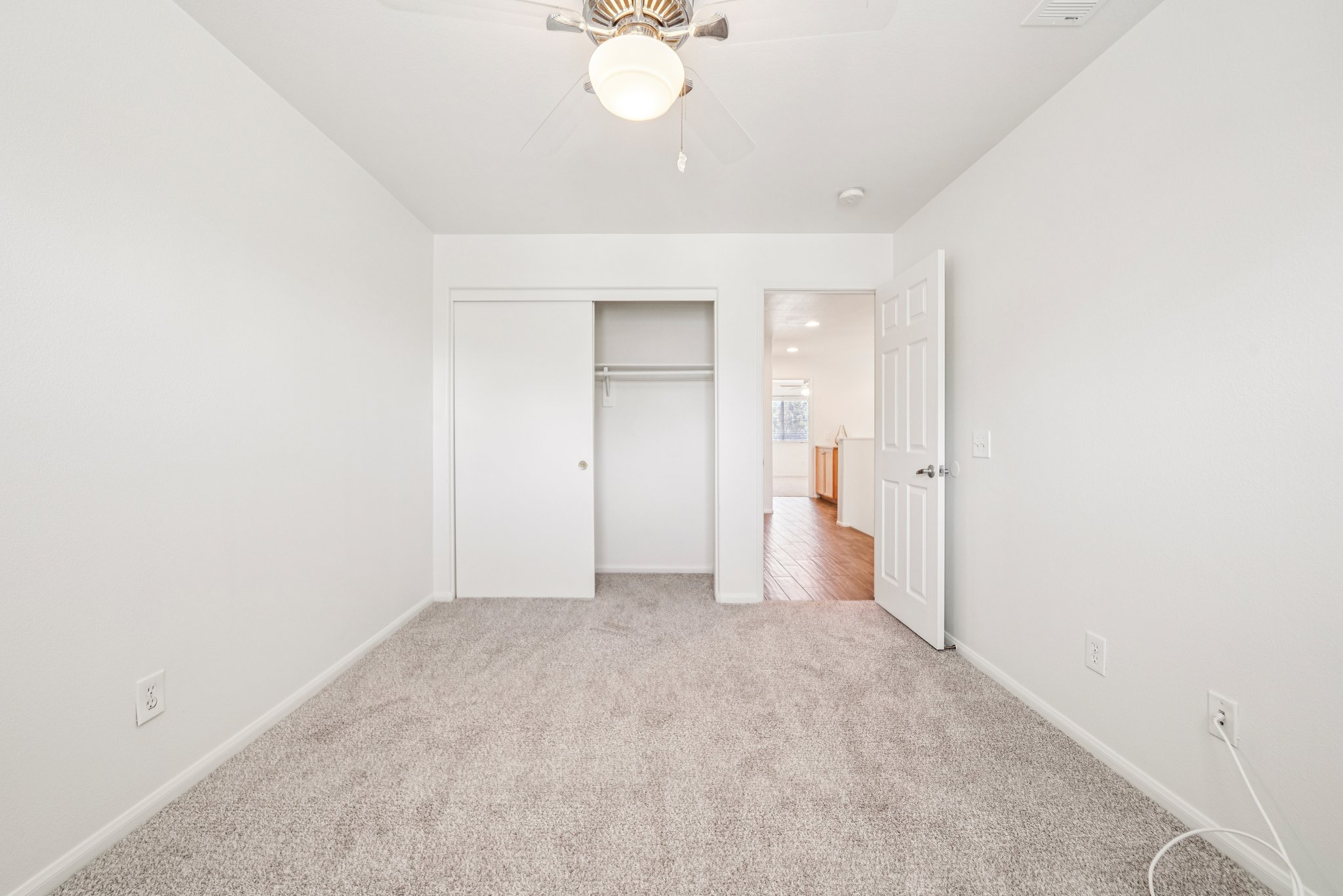 Alton Dr-S2208-029.jpg