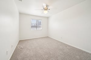 Alton Dr-S2208-027.jpg