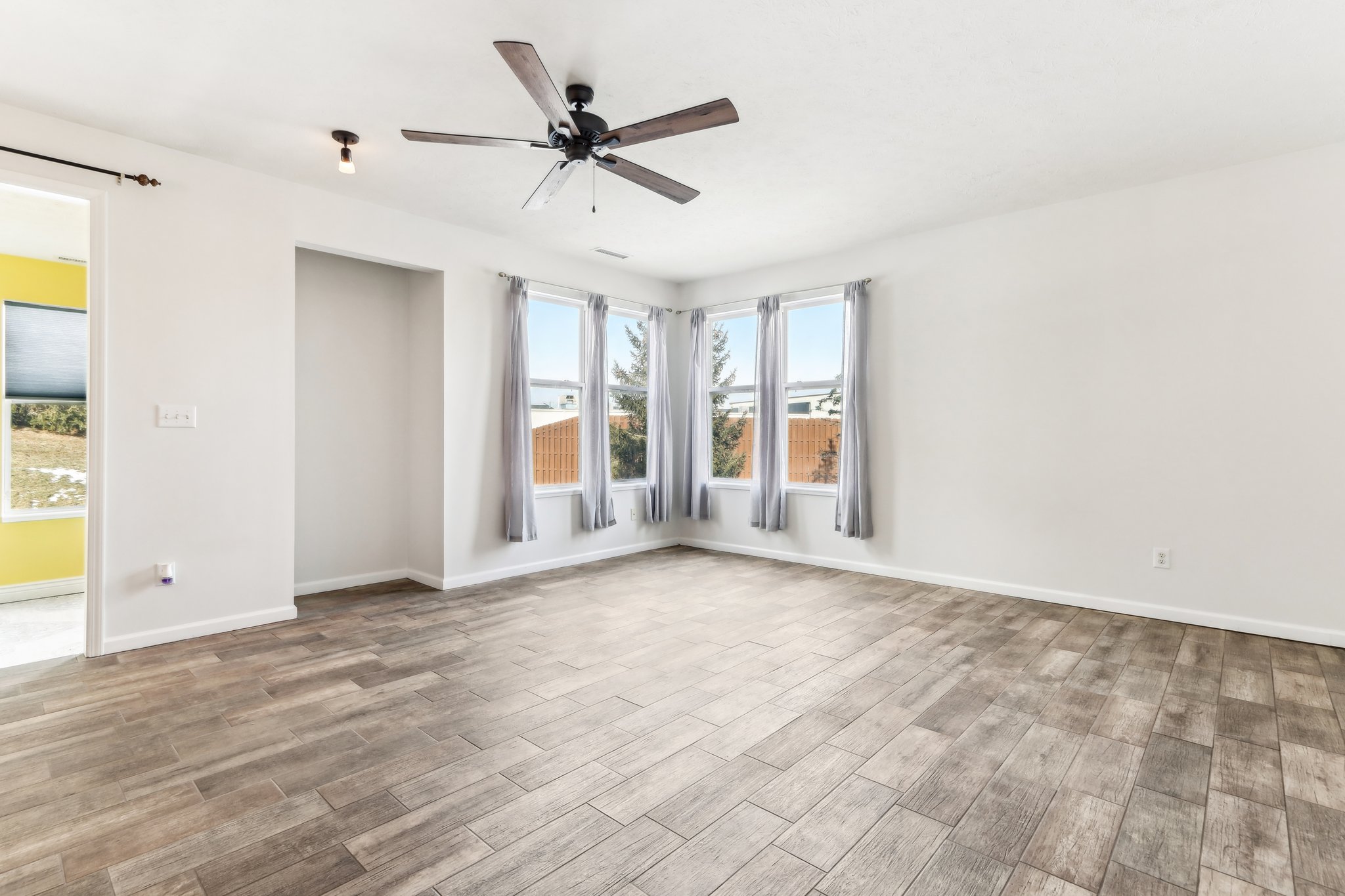 Highpoint Ridge Dr 103-004.jpg