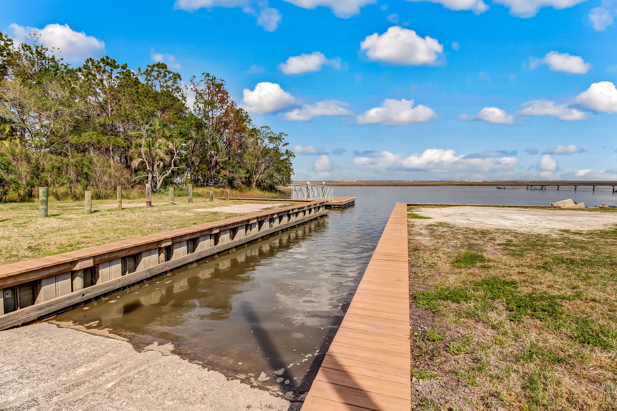 Pirates Woods Private Deep Water Boat Launch