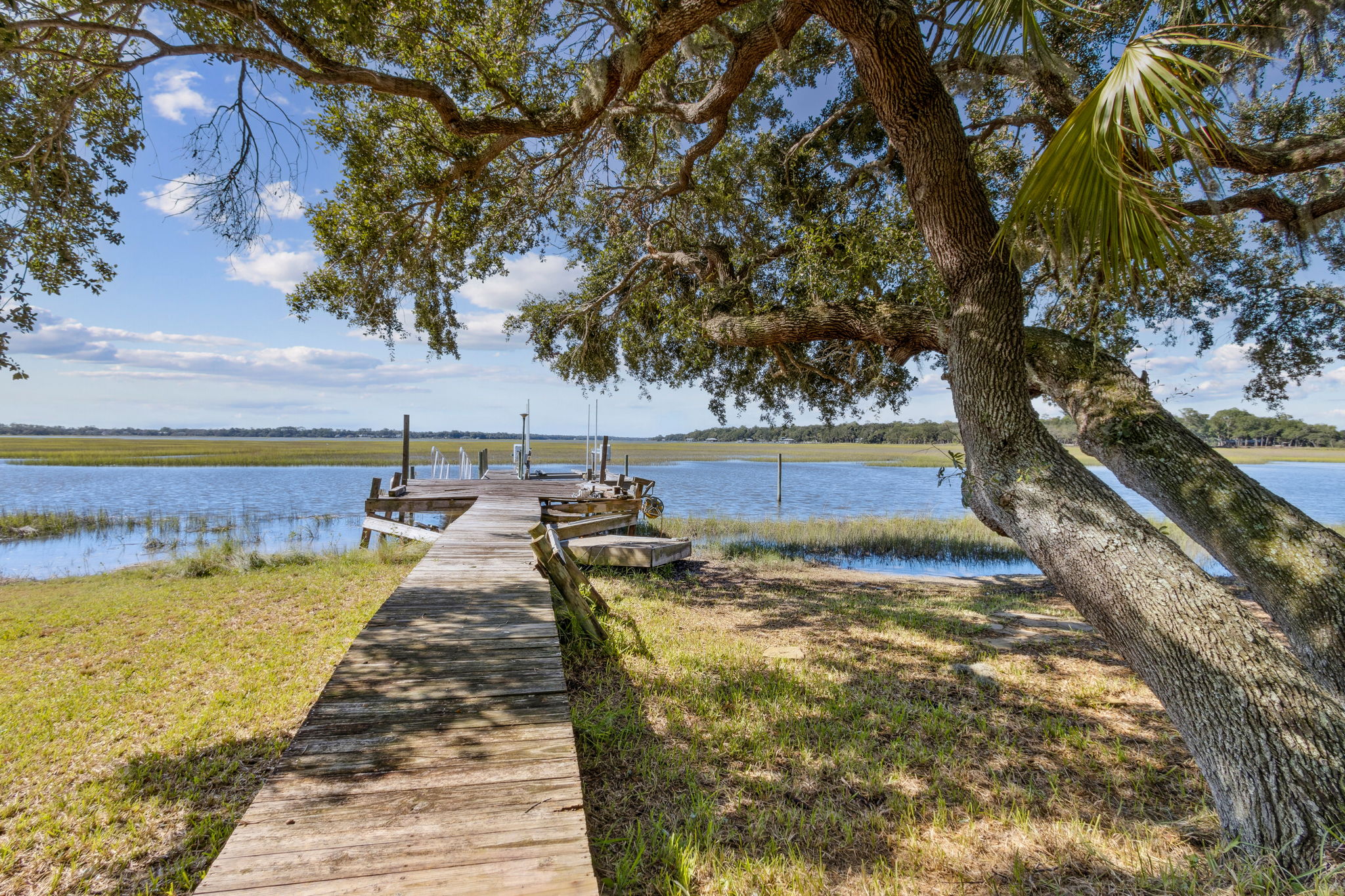 Private Dock with Tidal Access to Deep Water