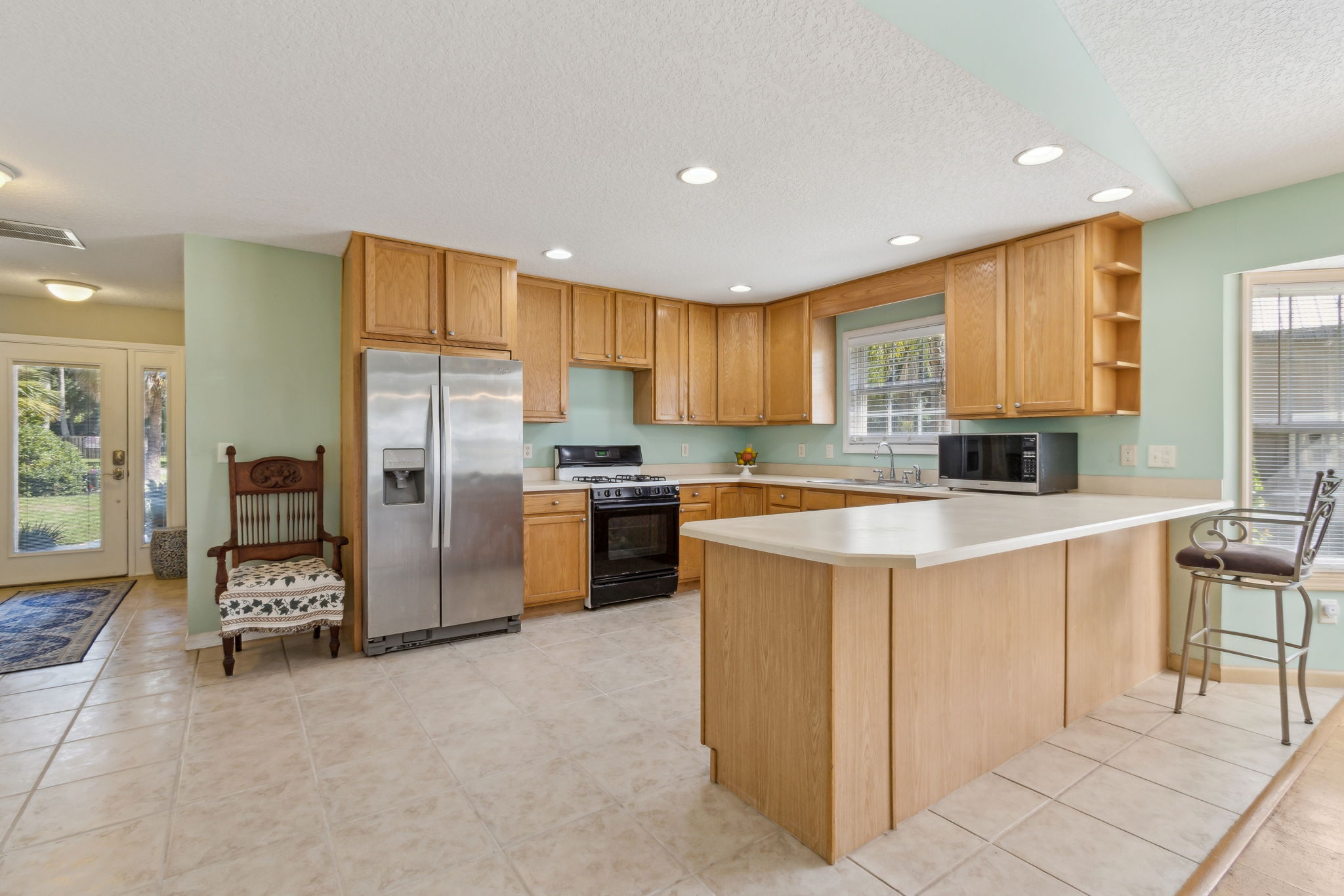 Countertop Seating and Room for an island