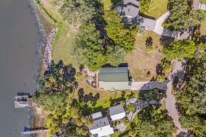 Extra Long Driveway for Additional Structure or Parking
