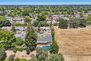 Parktree Way-S1807-042.jpg