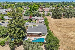 Parktree Way-S1807-043.jpg