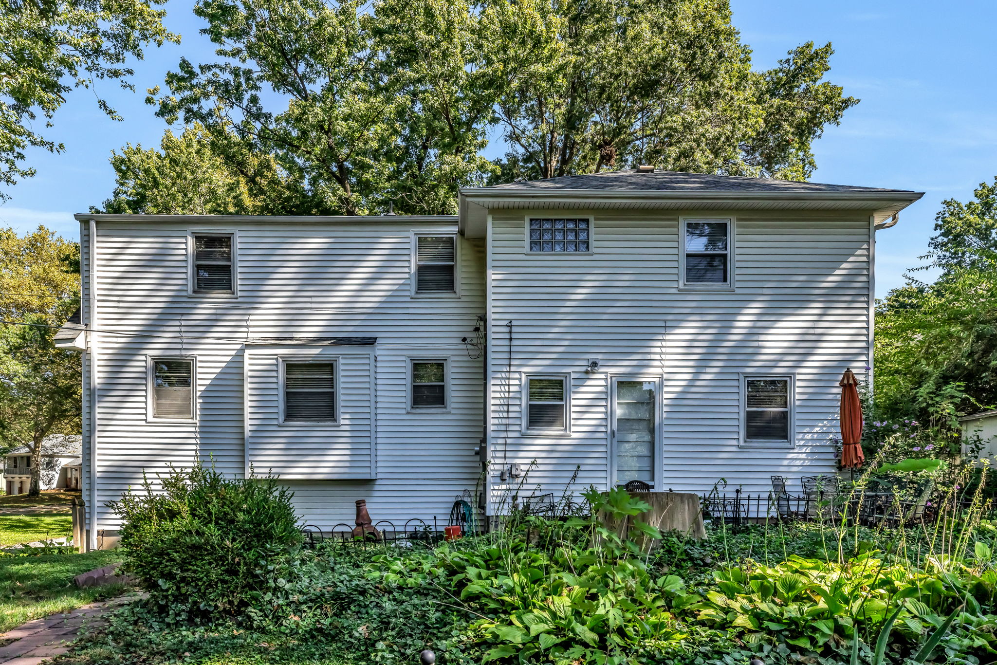 Exterior-6