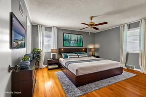 Interior-14 virtually staged.jpeg