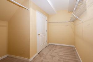 4th bedroom walk in closet