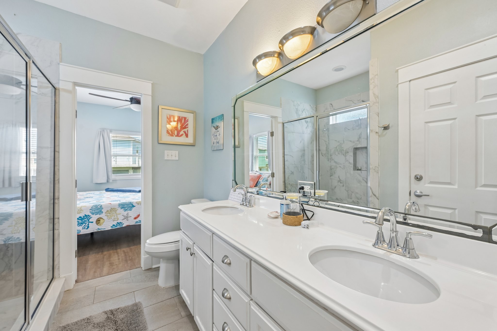 Bahama Dr-S2506-022.jpg