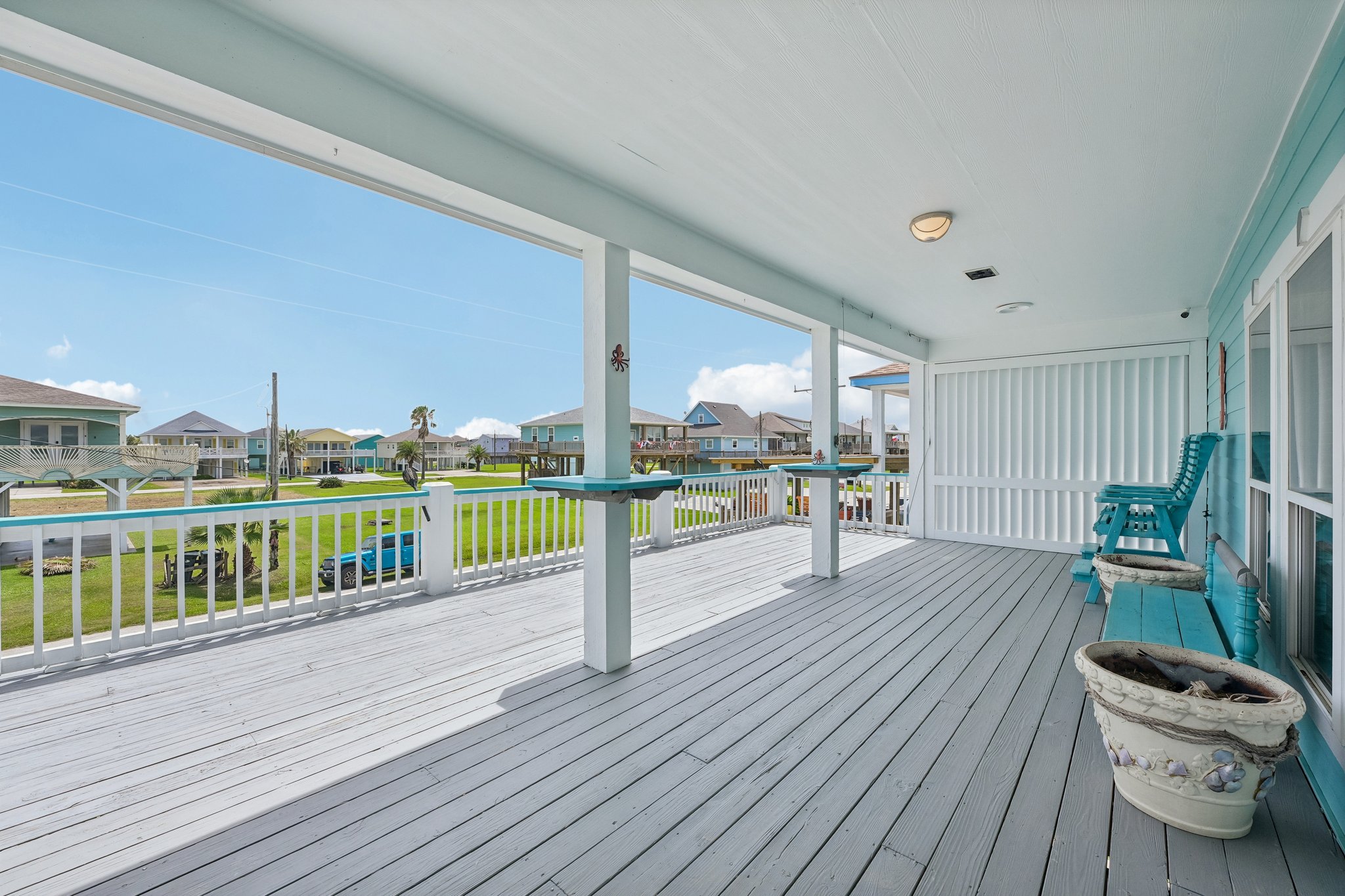 Bahama Dr-S2506-030.jpg