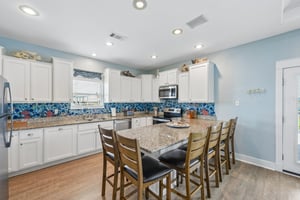 Bahama Dr-S2506-008.jpg