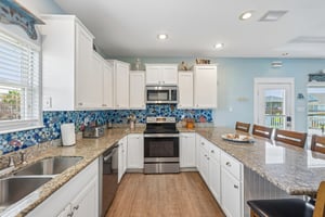 Bahama Dr-S2506-014.jpg
