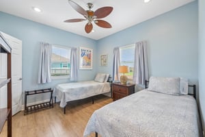 Bahama Dr-S2506-017.jpg