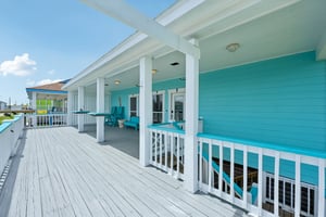 Bahama Dr-S2506-032.jpg