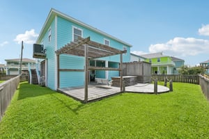 Bahama Dr-S2506-033.jpg