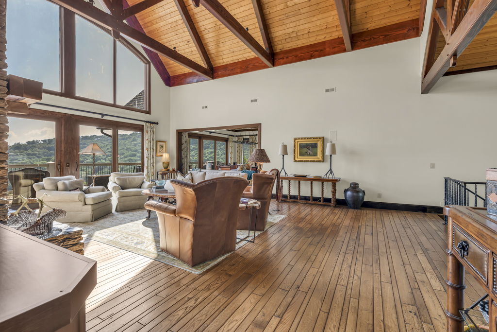  Photo 108