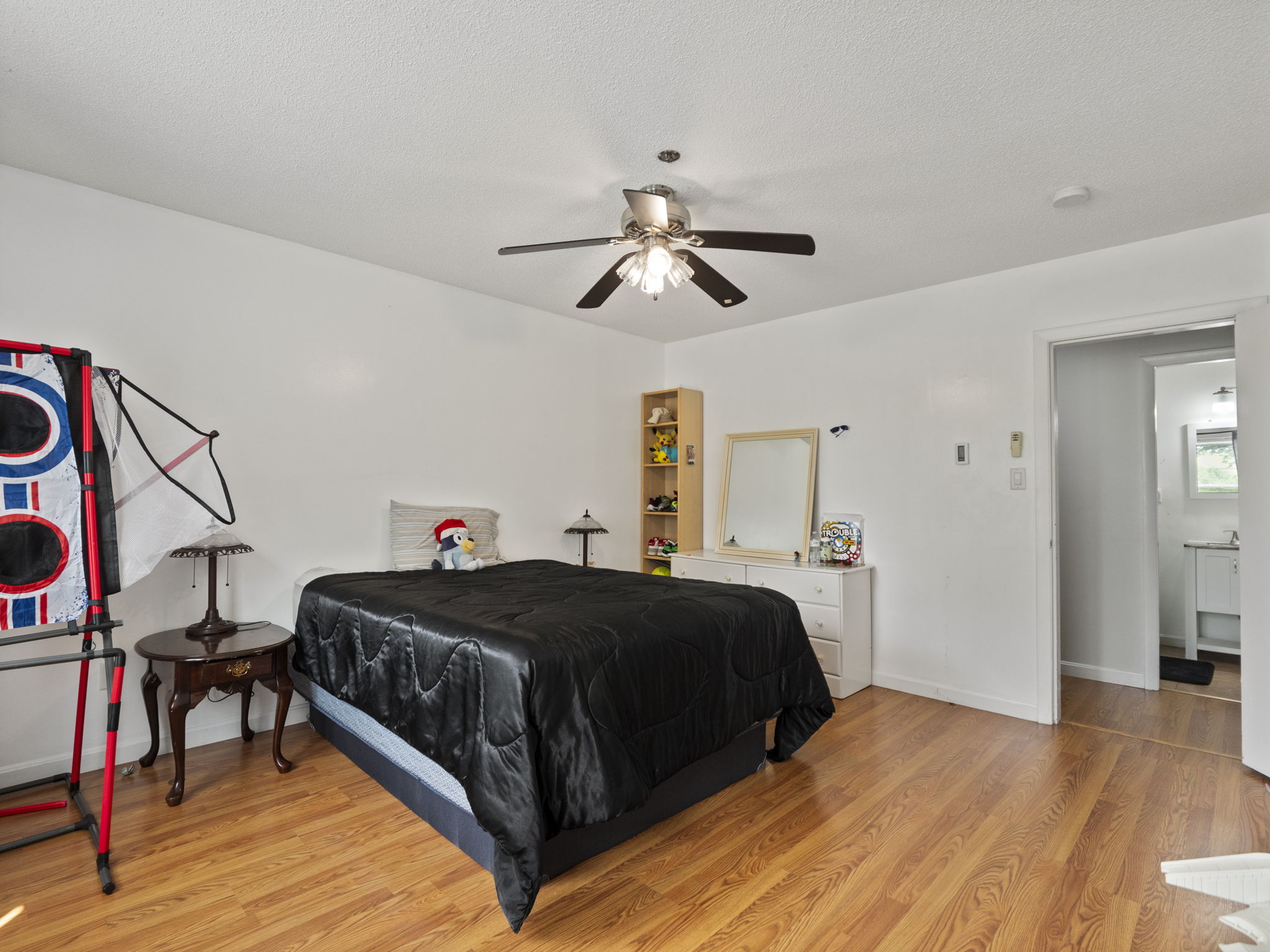 977 Westford St 4 Lowell MA 2