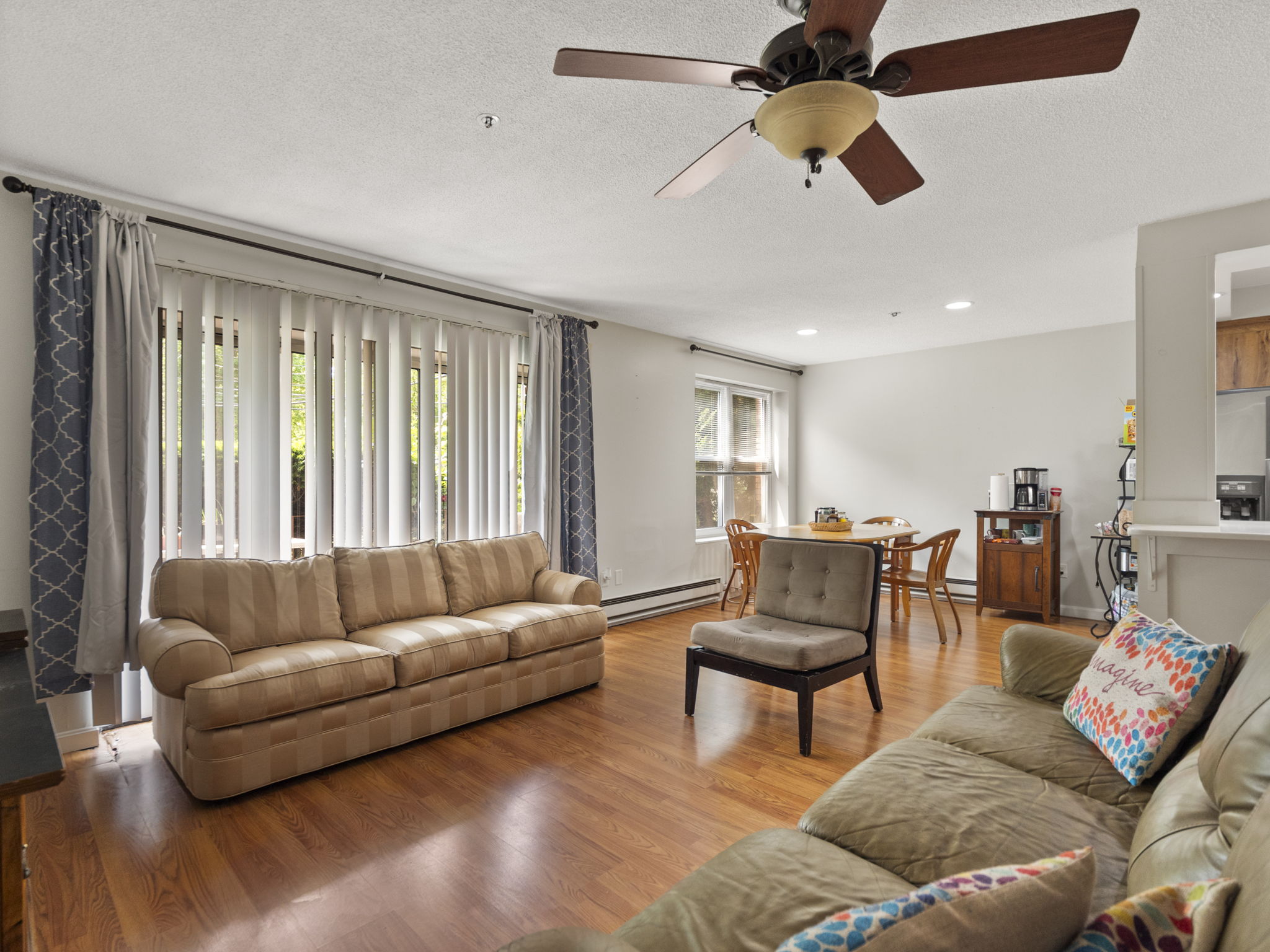 977 Westford St 4 Lowell MA 28