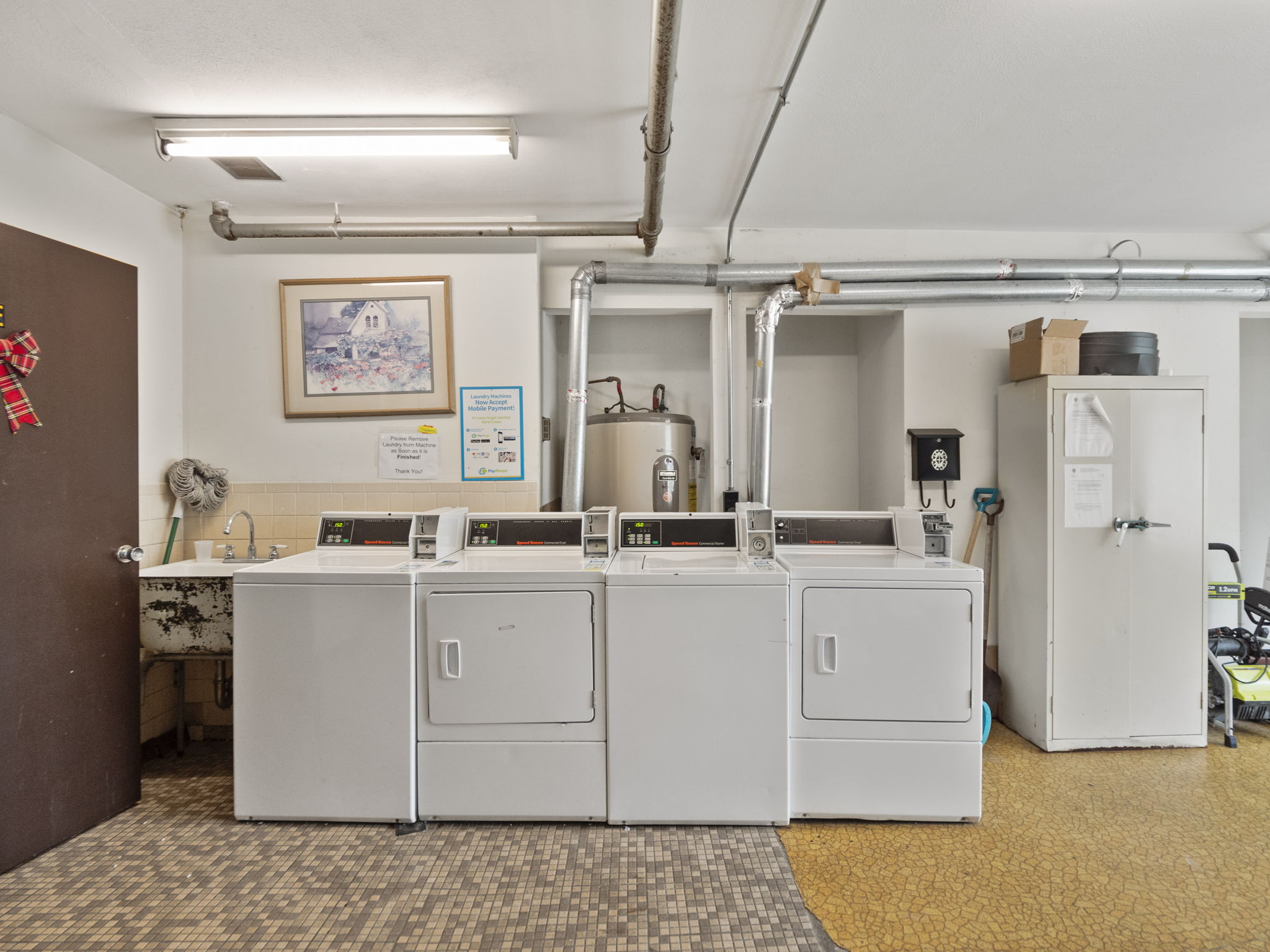 977 Westford St 4 Lowell MA 34