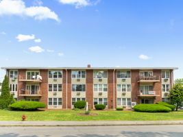 977 Westford St 4 Lowell MA 42