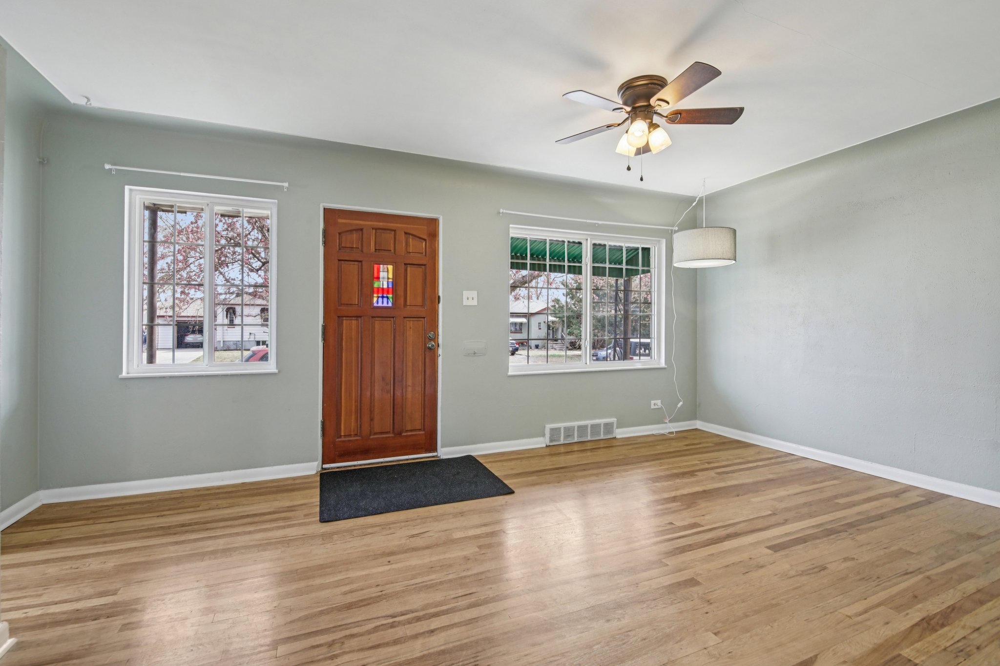 Yates St-S2503-008.jpg