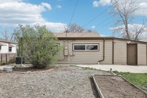 Yates St-S2503-030.jpg