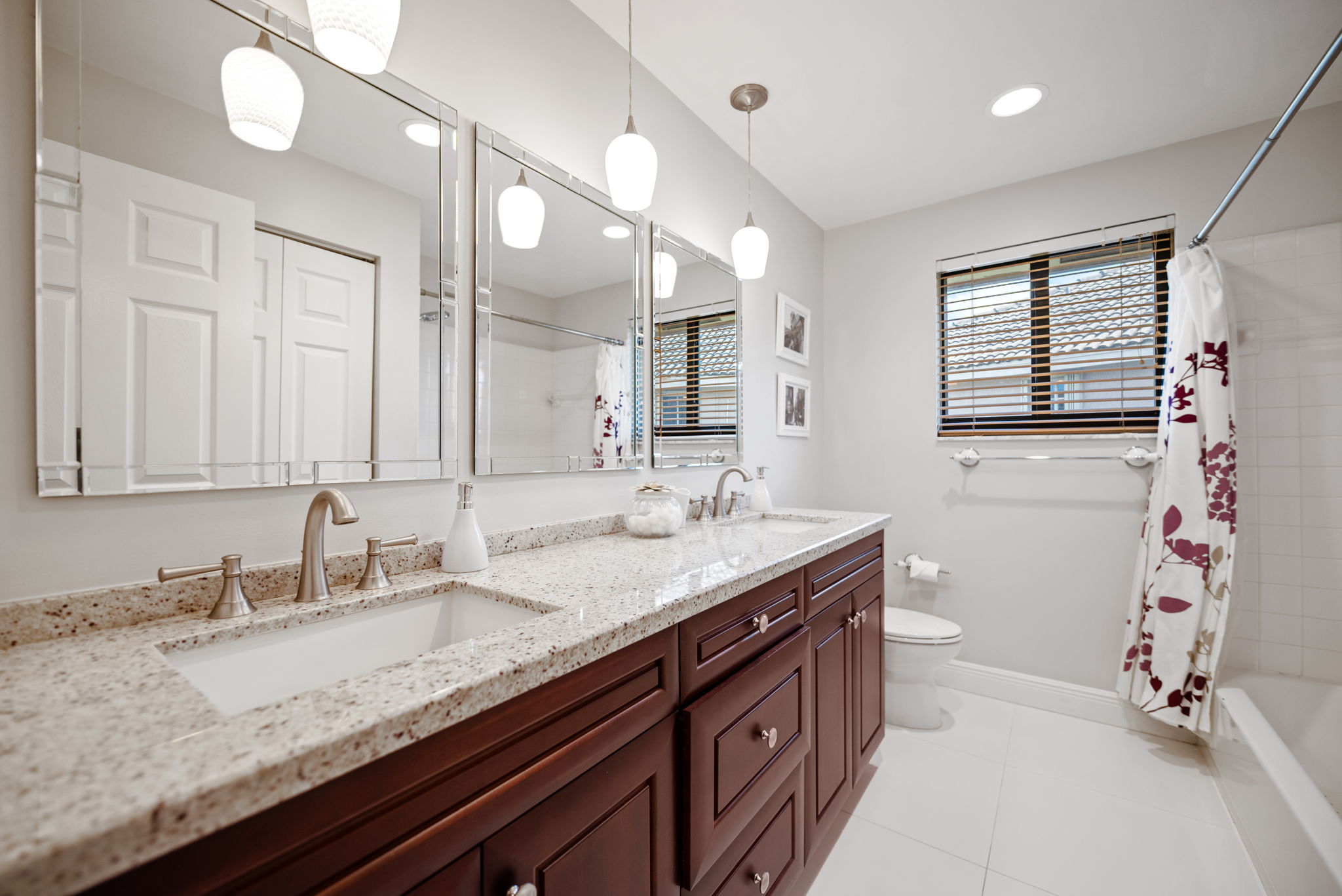 The other guest bathroom upstairs
