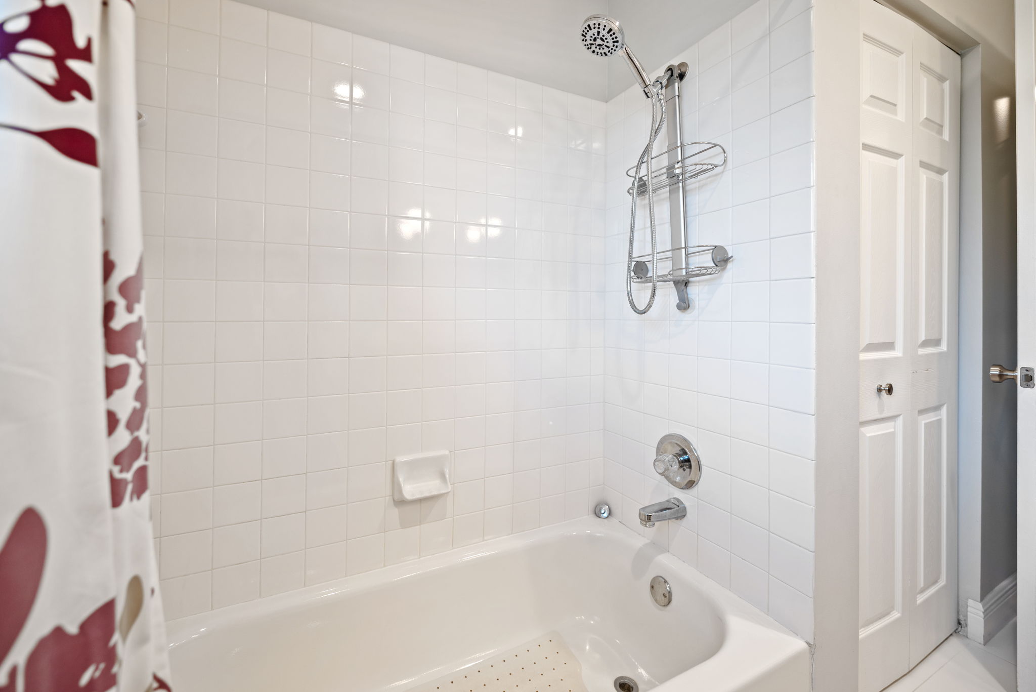 The other guest bathroom upstairs