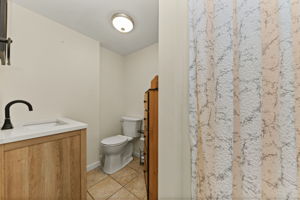  Photo 49