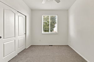  Photo 34