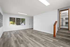  Photo 37