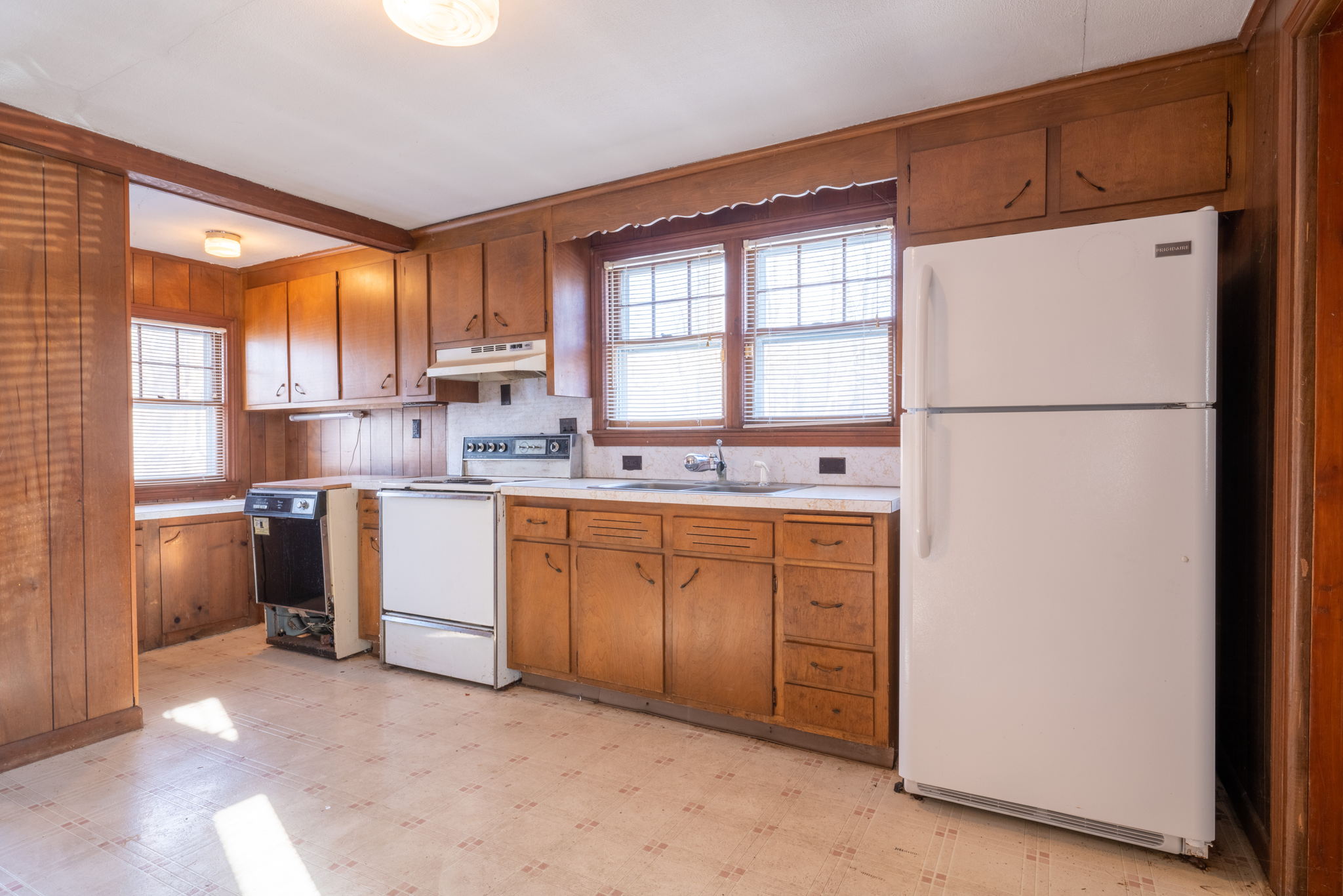 98 Cooke St, Plainville, CT 06062, USA Photo 30