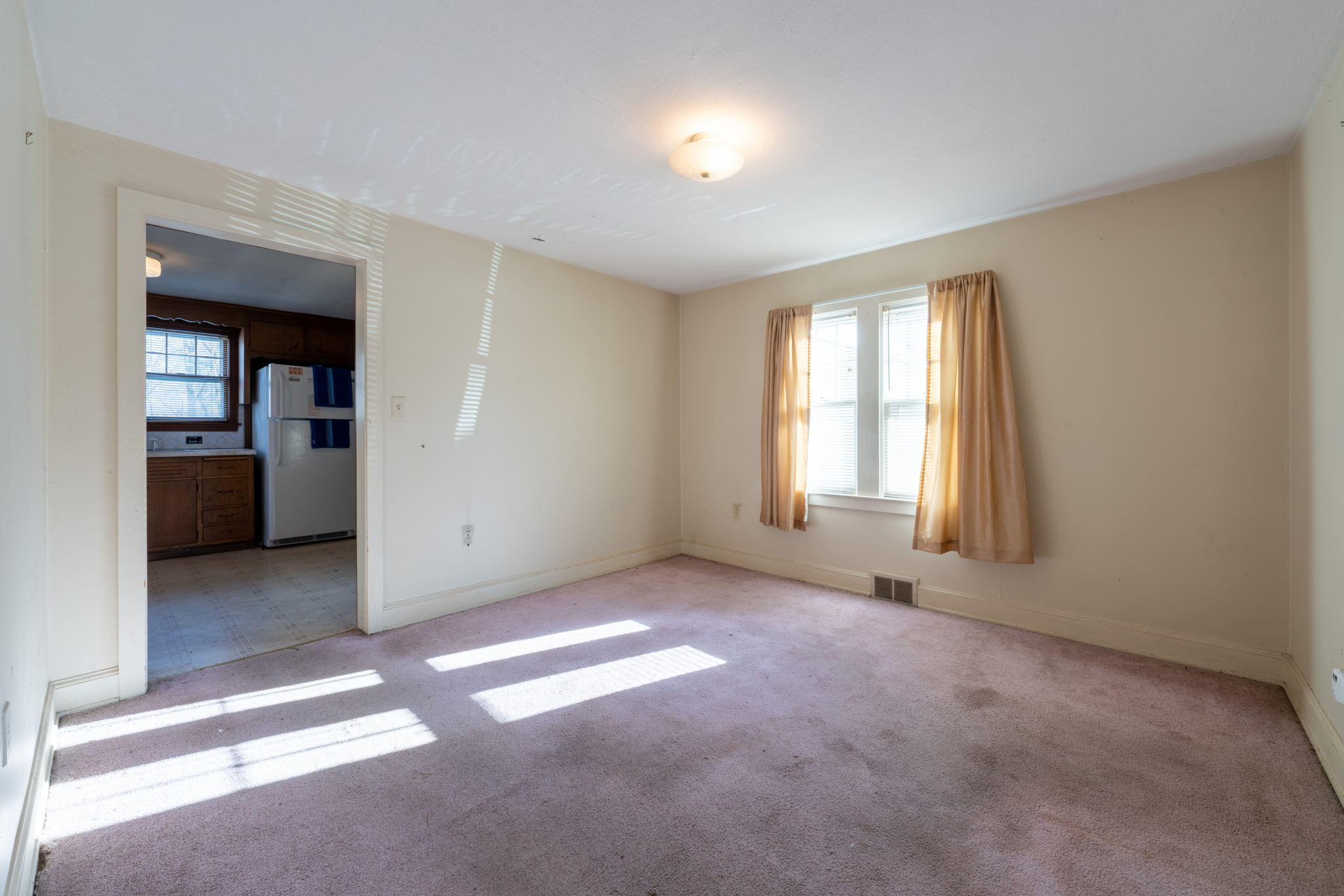 98 Cooke St, Plainville, CT 06062, USA Photo 18