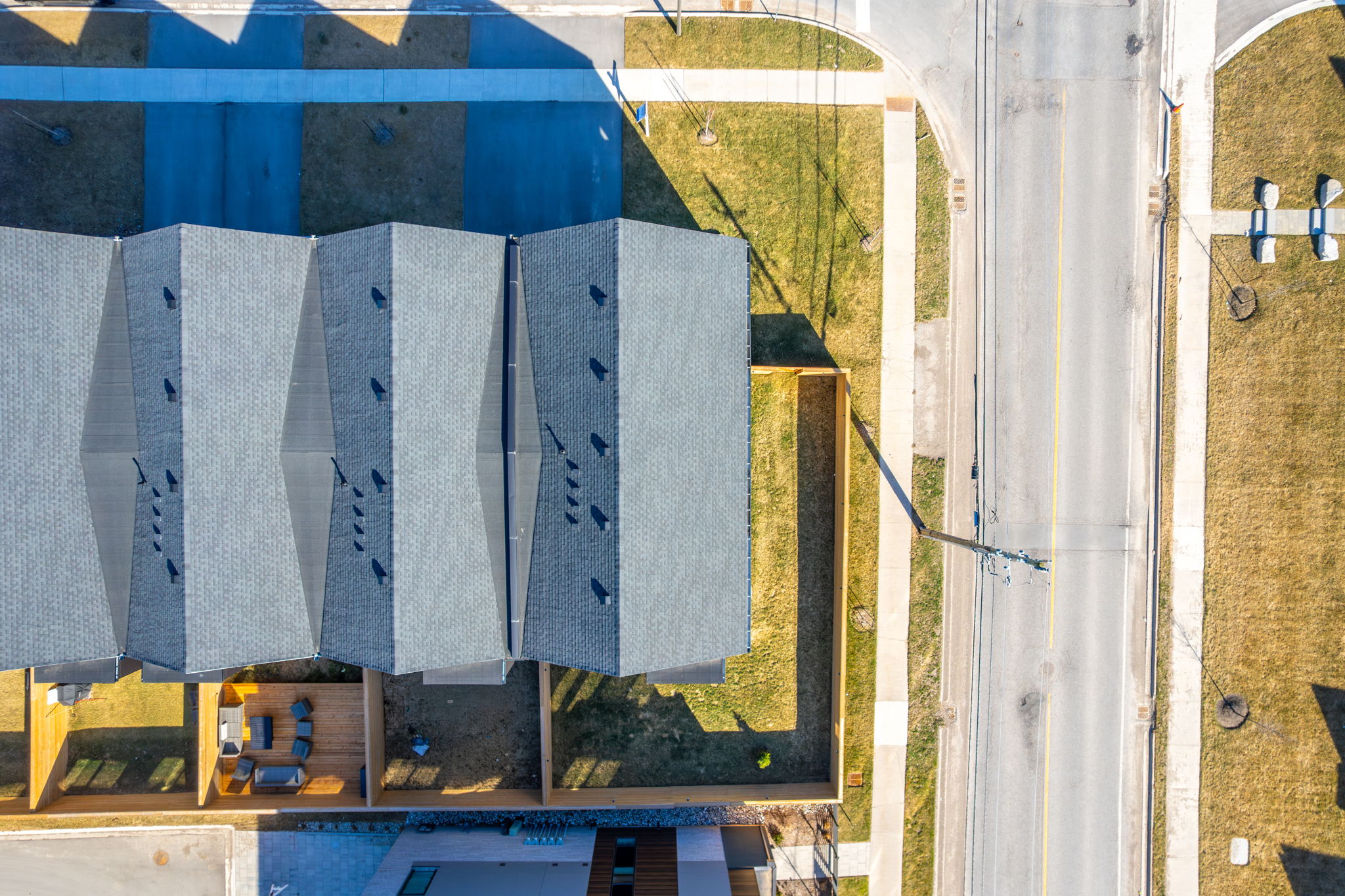 98 Lametti Dr, Thorold Drone-8