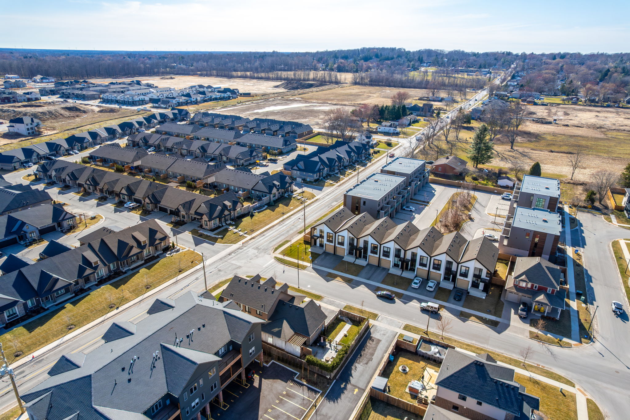 98 Lametti Dr, Thorold Drone-10