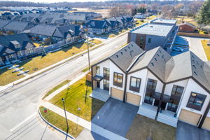 98 Lametti Dr, Thorold Drone-3